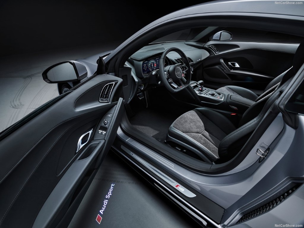 Audi R8 5.2 FSI V10 RWD